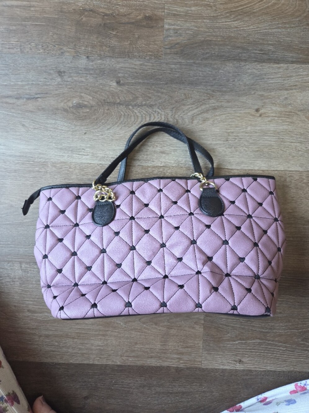 Luv Betsey by Betsey Johnson Black and Purple Quilted Tote Bag Purse - Picture 4 of 14
